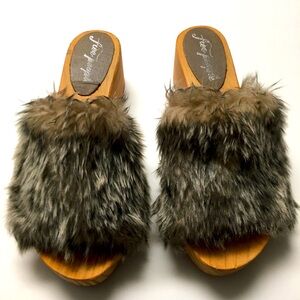 Free People Fuzzy Wooden Slip On Clogs Size EU 38 Boho Chunky Sandals